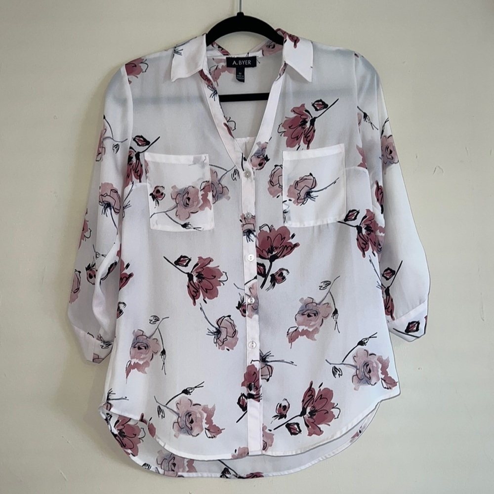 Medium flower blouse